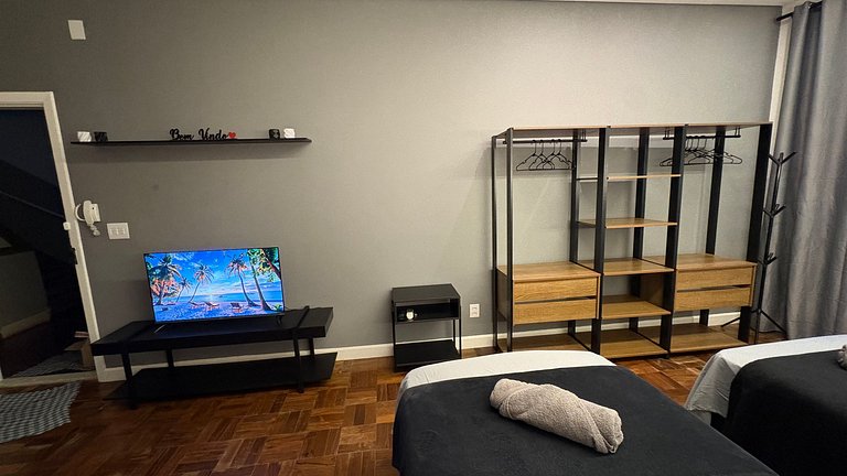 Apartamento confortável e bem localizado